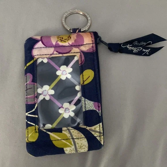 Wallets - Picture 3 of 4